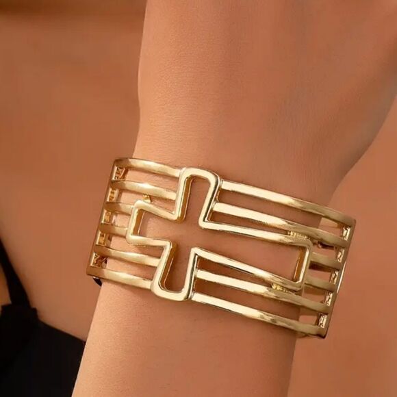 Cross stretch bracelet - Picture 3 of 12